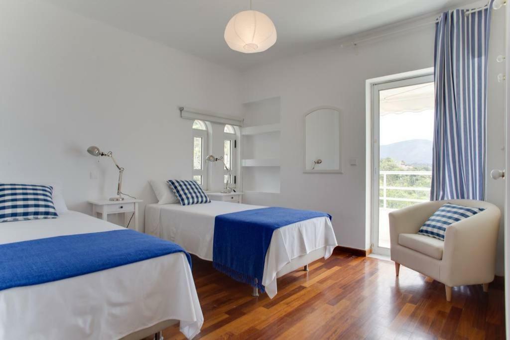 Beautiful, Private Villa By The Sea Agia Marina  Eksteriør billede